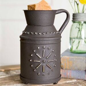 NEW IN BOX CTW HOME DECOR WARMER 5" W x 4" D x 7" T